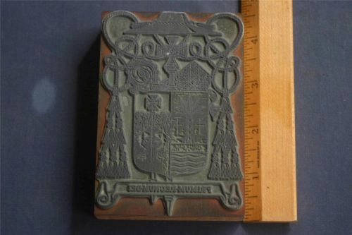 Letterpress Printing Block primum regnum dei Emblem Tassels Crosses   (006)