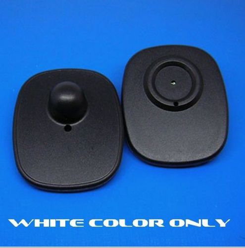 500 BRAND NEW CHECKPOINT RF(8.2 MHz) COMPATIBLE WHITE HARD TAGS WITH PINS