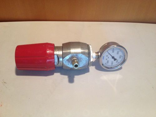 Graco 217576 high pressure fluid regulator  with fluid guage lot 307 for sale
