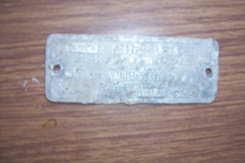 I.H.C. Aluminum Name tag LB 1 1/2 - 2 1/2 HP Hit Miss Flywheel Gas Engine - Nice
