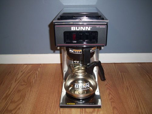 BUNN VP17-1  Stainless Steel Commercial Coffee Maker - Excellent