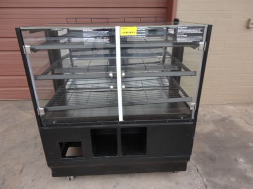 LIGHTED, TEMPERED GLASS DRY BAKERY DISPLAY CASE WITH BACK RACK