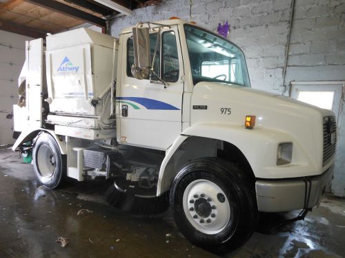 Freightliner fl70 athey m9e mobil sweeper cat diesel allison automatic low miles for sale