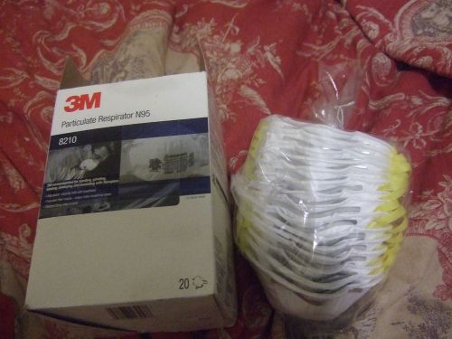 Dust Mask (3M 8210) Particulate Respirator N95 Partial  15/20