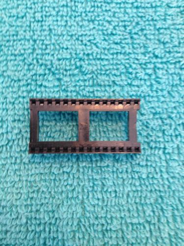 28 PIN - IC SOCKET (PACKAGE OF 10)