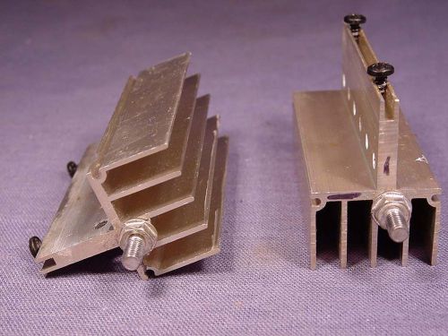 Pair (2) versatile dual mount aluminum heatsinks for to-220 style power devices for sale