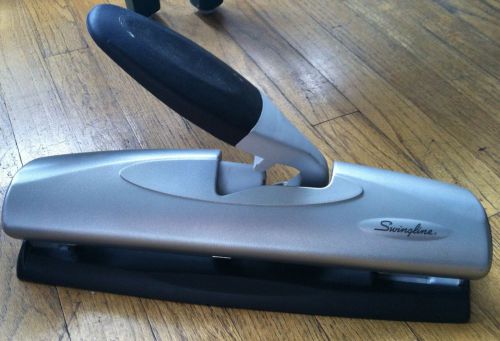 Swingline Acco#74030/31/32 Adjustable 3 Hole Paper Punch