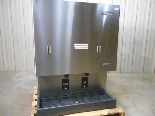 Scotsman MDT6N90A 720lb Nugget Ice Maker With Water Dispenser