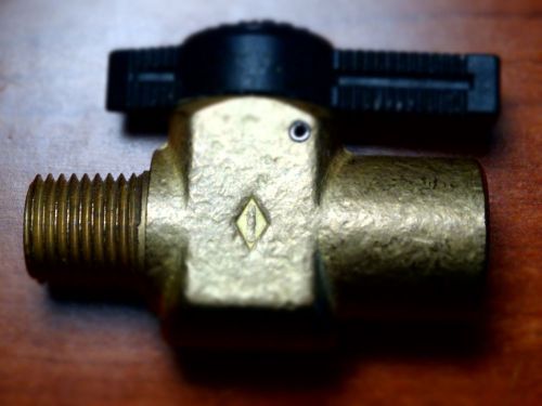 1/4 NPT Ball valve brass male to female