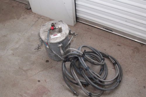 Binks 83-5502 pressure pot 15 gallon paint sprayer, casting, molding, 110 psi for sale