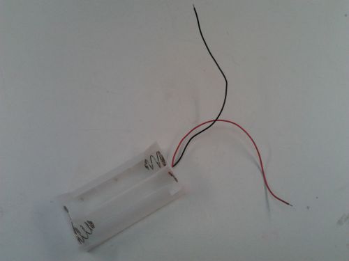 White Battery Holder 4 x C cells with pigtail leads