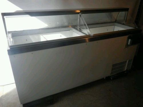 Master-Bilt DD-88LCG Ice Cream Dipping/Display Cabinet