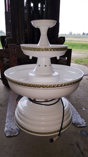 Pearl White &amp; Gold Champagne Punch Beverage Fountain Fountainhead Apex Moselle