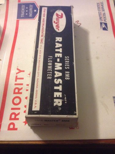 NEW DWYER RMB-52 RATE-MASTER FLOWMETER RANGE 0-50 SCFH AIR 1/4&#034; NPT