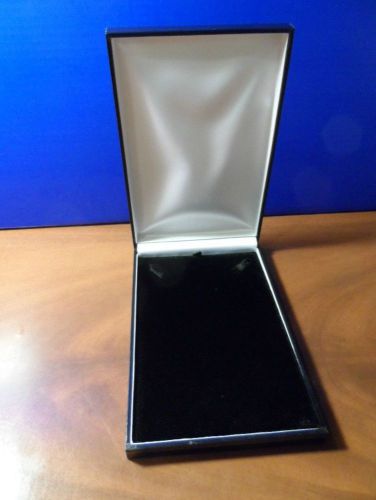 Large Black Leatherette Necklace Jewelry Display Gift Box 4 3/4&#034; X 7 1/4&#034; X 1&#034;