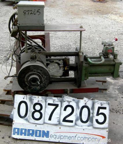 USED- 4.5&#034; Hydraulic Screen Changer. Mounted on a base. No power pack.