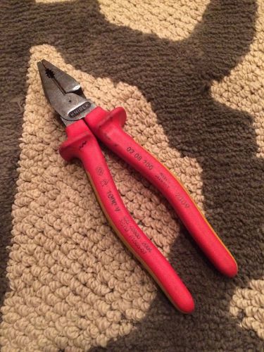 Knipex 02 08 200 8-Inch High Leverage Combination Pliers Insulated  0208200US