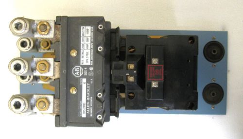 ALLEN BRADLEY 702-E0D93 Series K CONTACTOR SZ.4 135A 3 POLE W/lugs and Mounting