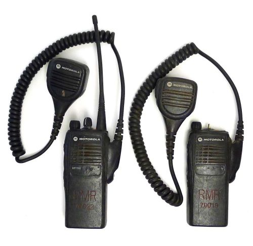 2 motorola ht750 aah25sdc9aa3an uhf, 450-512mhz, 4w, 16 channel radios with mic for sale