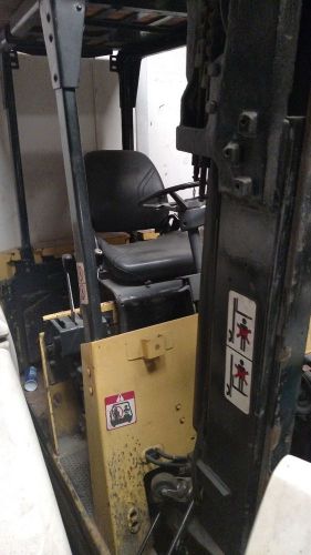 Used clark eca-30 type e electric fork lift 5,550 pound capacity 128 inch reach for sale