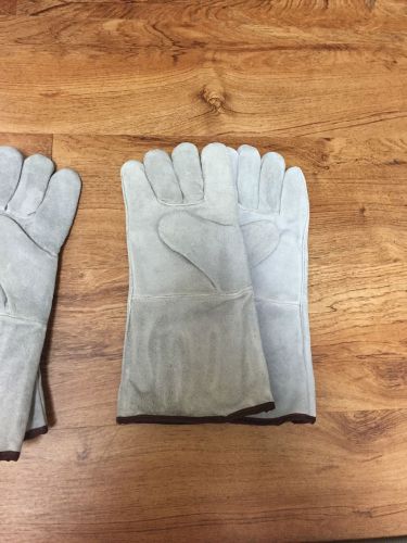 Grey Welding Gloves (Medium)