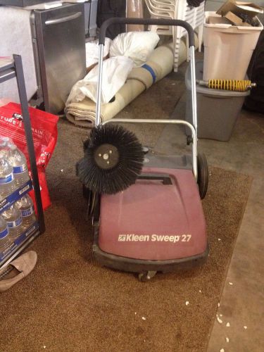 Minuteman manual sweeper - Kleen Sweep 27