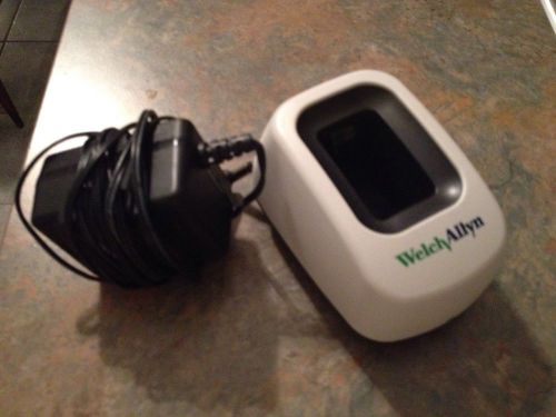 WELCH ALLYN 79900 Kleenspec Charger And Transformer...LIGHT IS NO INCLUDED.