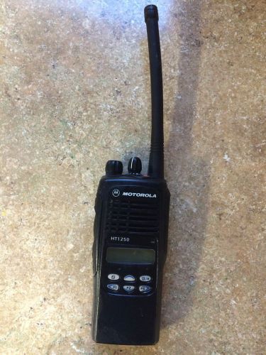 Motorola HT1250 VHF With Accy