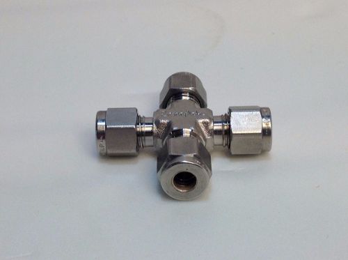 SS Swagelok Tube Fitting, Union Cross, 1/4 in. Tube OD