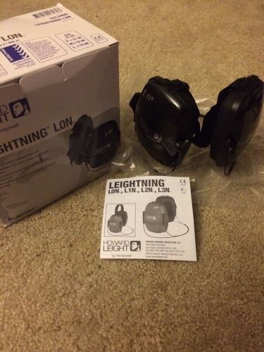 Leightning LON Noise-Blocking Earmuffs Shooting Black, NRR 22 dB. Howard Leight