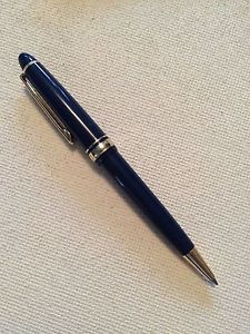 Beautiful  Luxury Pens! (Lot of 25) Navy Blue - Black Ink