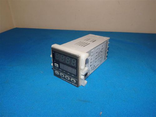 Yamatake SDC10 C10T0DTA0000 Temperature Controller