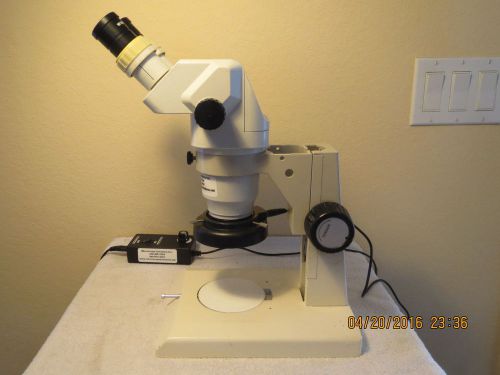 Olympus type 3060 microscope, zoom 7X-45X,New 10X eypieces, plain stand, LED R/L