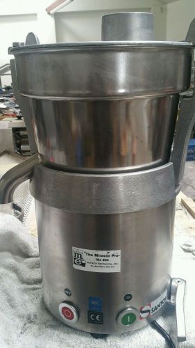 Santos MJ800 Miracle Pro Commercial Juice Extractor Machine