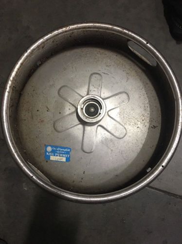 - 7.75 GALLON ANHEUSER BUSH STAINLESS STEEL EMPTY BEER KEG 1/4 Barrel -