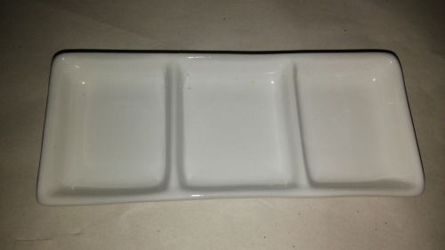Front Of The House Sampler 3-Compartment Sauce Dish - 12 / CS