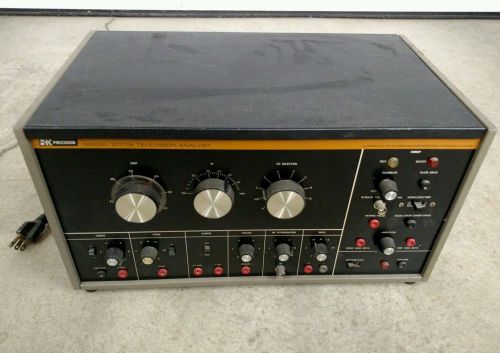 B &amp; K PRECISION T.V. TELEVISION ANALYST ANALYZER Model 1077B