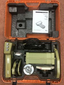 LEICA GPS 300 SR9500 W/ CASE