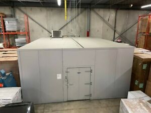 Walk In Cooler in pristine condition - Aurora IL