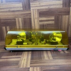 New whelen Val-U-Bar Amber 17in mount Lightbar 3 Rot w Diamond mirrors.