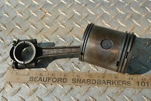 IHC International LB 1 1/2 - 2 1/2 HP Hit Miss Gas Engine Rod &amp; Piston