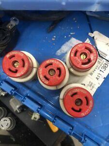 Leviton Twist Turn Locking Connector Plug NEMA L11-20R 20A 3 250V 3P3W 71120-C