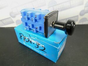 YongSung - CAM SWITCH w/HANDLE Rating 220V - 10A - C2504-59MEB (NEW in BOX)