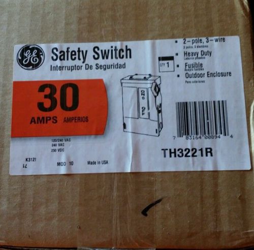 GE TH3221R Safety Switch, 30 Amp, 2 Pole, 3 Wire , New in sealed box