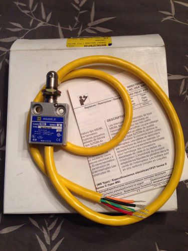 NEW SQUARE D COMPACT LIMIT SWITCH 10 AMP  9007ML07S0100 ML07S0100