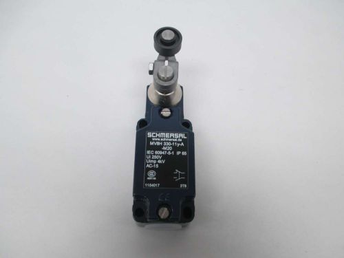 NEW SCHMERSAL MV8H330-11Y-M20-1366 LIMIT SWITCH 250V-AC D336854