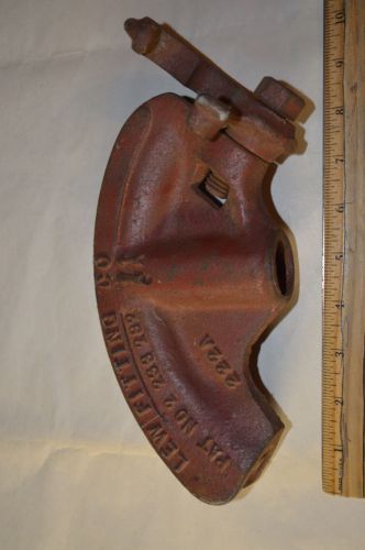 LEW FITTINGS CO. CHICAGO No. 222A  Bender Head #1190