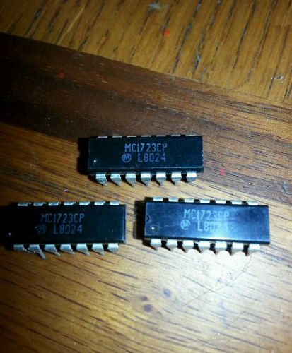 MC1723CP/ L8014  Microchip Lot of 3 pcs
