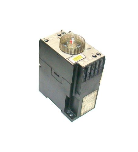 SIEMENS TIME DELAY RELAY 0-20 SECONDS MODEL 7PR1040-7AM00 (2 AVAILABLE)
