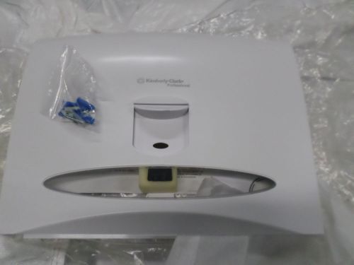 Kimberly Clark Windows Toilet Seat Cover Dispenser Model 09505 -20